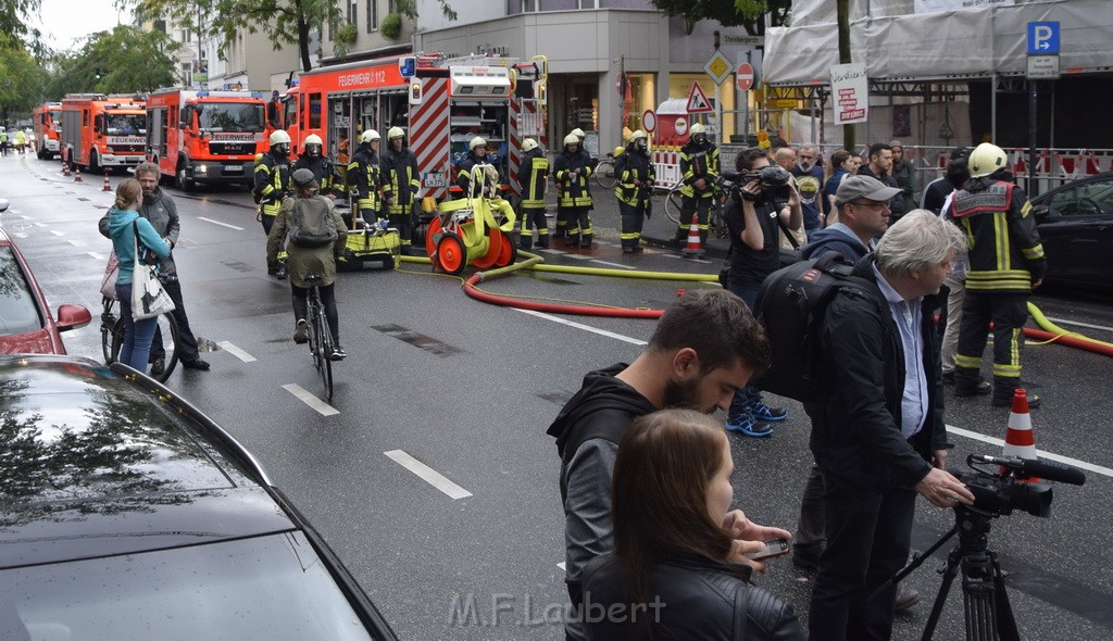 Feuer 2 Koeln Nippes Neusserstr P032.JPG - Miklos Laubert